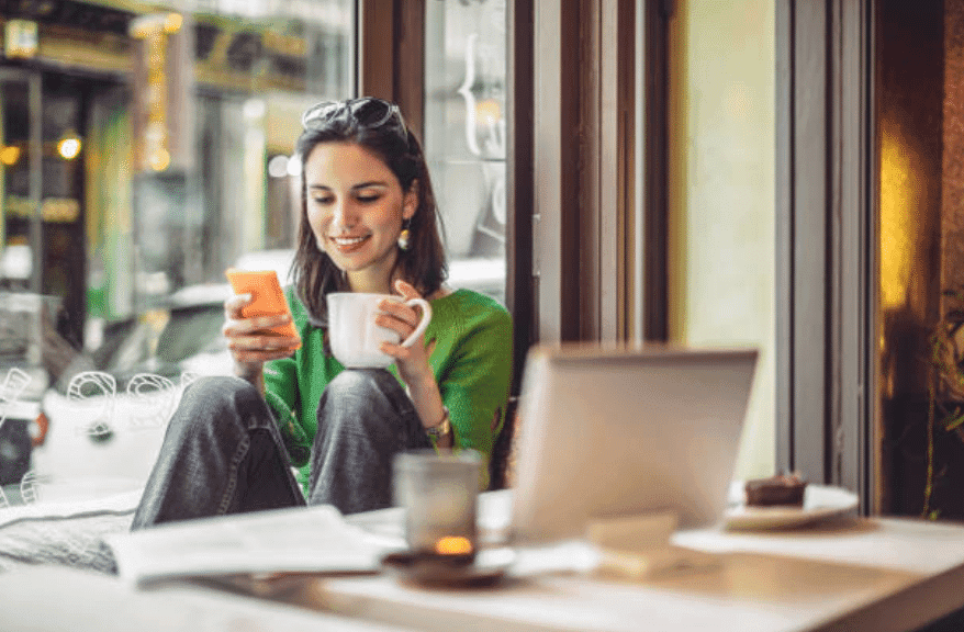 women-with-coffee