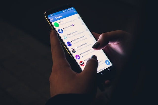 aplikasi chat bisnis telegram