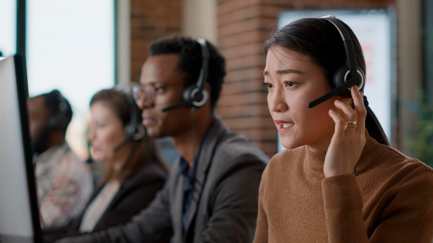 Bagaimana Cara Kerja omnichannel CRM?